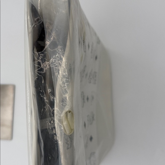 MCM White and Black Logo Bucket Bag with Clutch - Picture 8 of 8